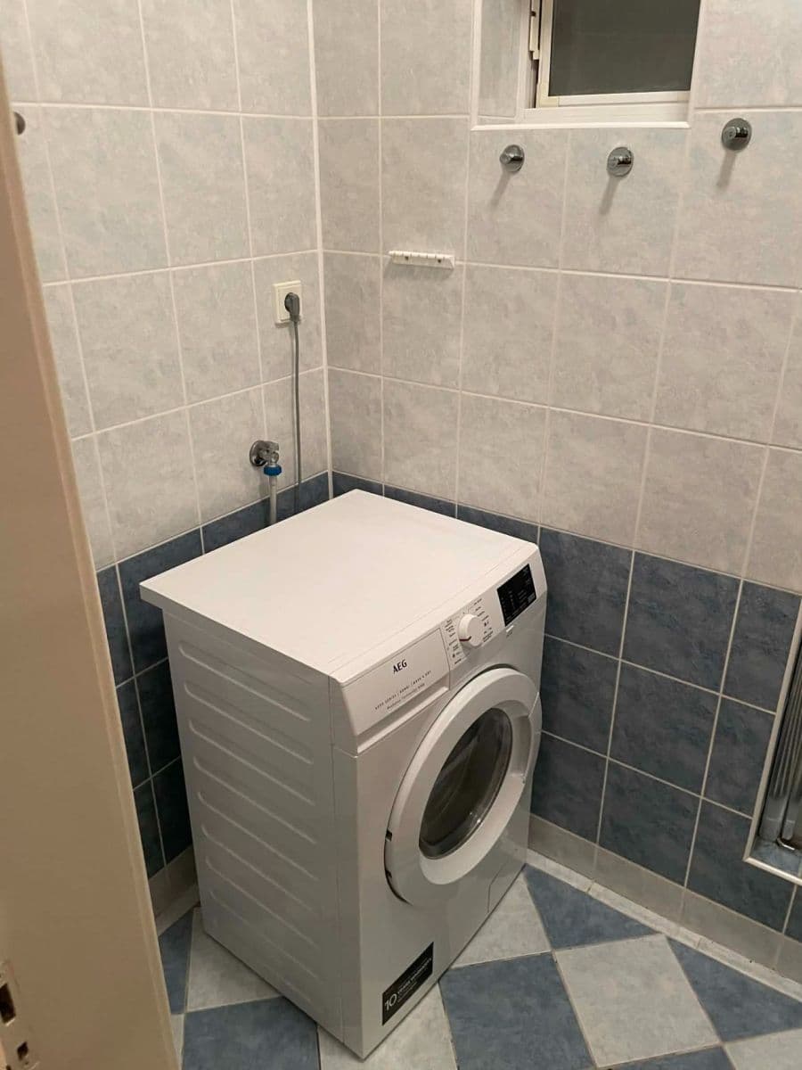 Pronájem bytu 2+kk 55 m², Komunardů, Praha, Praha Pronájem bytu 2+kk 55 m², Komunardů, Praha, Praha