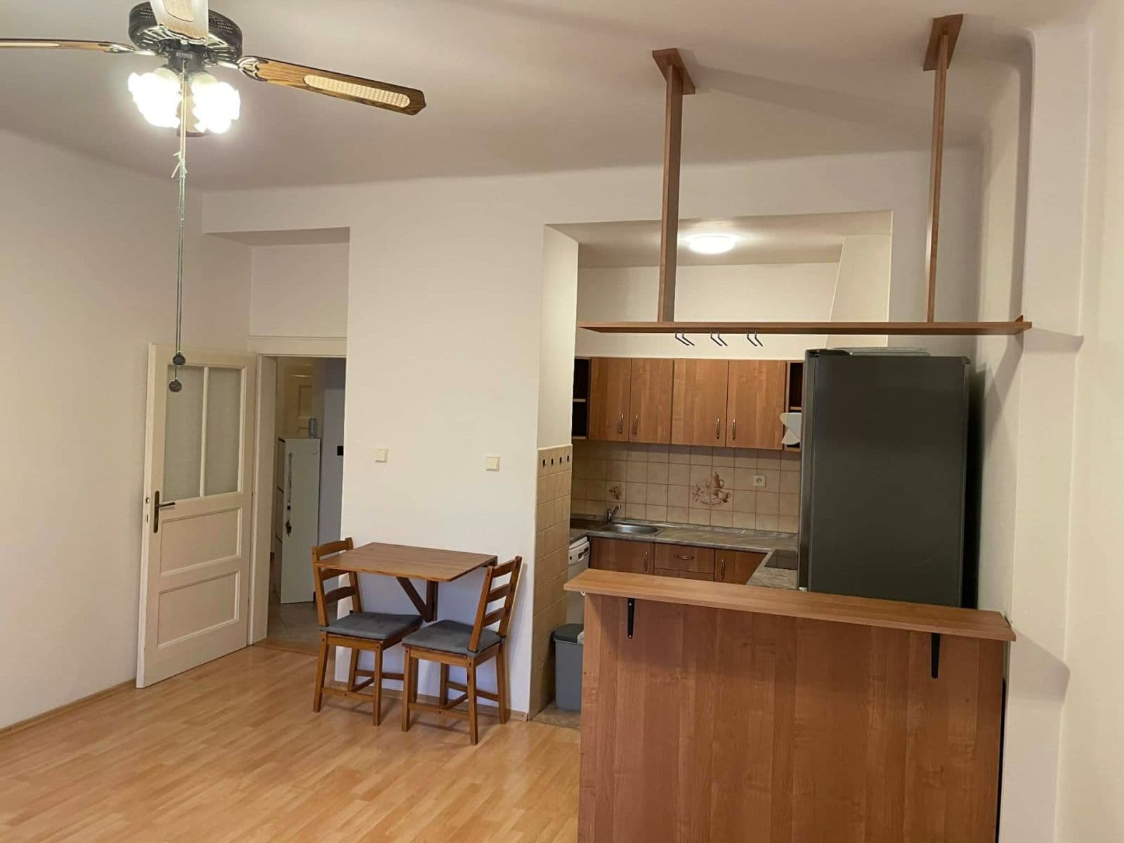 Pronájem bytu 2+kk 55 m², Komunardů, Praha, Praha Pronájem bytu 2+kk 55 m², Komunardů, Praha, Praha