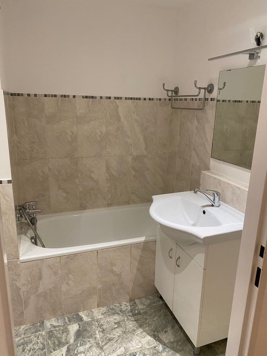 Pronájem bytu 2+kk 45 m², Ježovská, Praha, Praha Pronájem bytu 2+kk 45 m², Ježovská, Praha, Praha