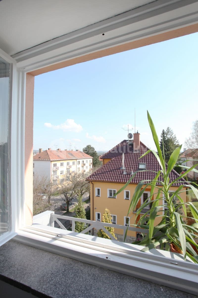Pronájem bytu 2+1 60 m², 9. května, Litomyšl, Pardubický kraj Pronájem bytu 2+1 60 m², 9. května, Litomyšl, Pardubický kraj