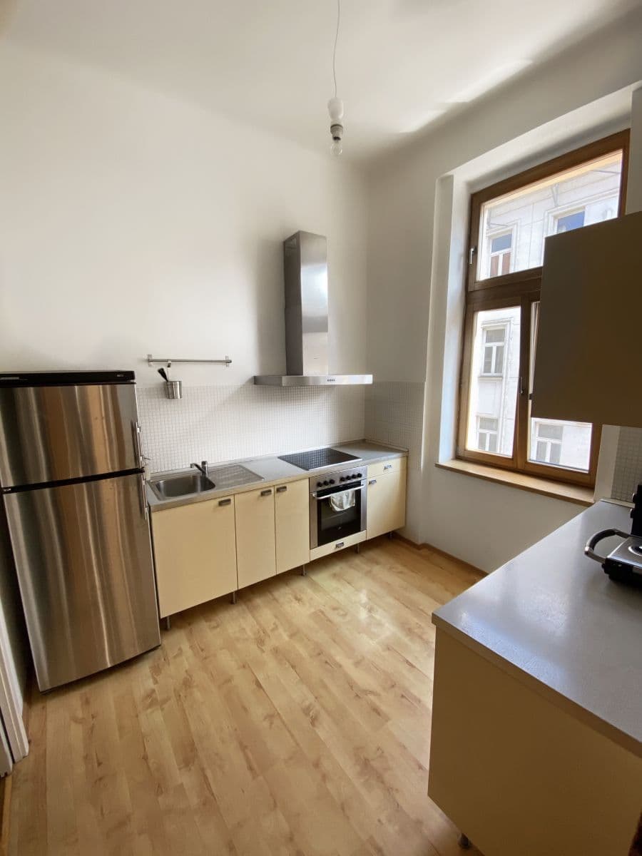 Pronájem bytu 3+kk 61 m², Jeronýmova, Praha, Praha Pronájem bytu 3+kk 61 m², Jeronýmova, Praha, Praha