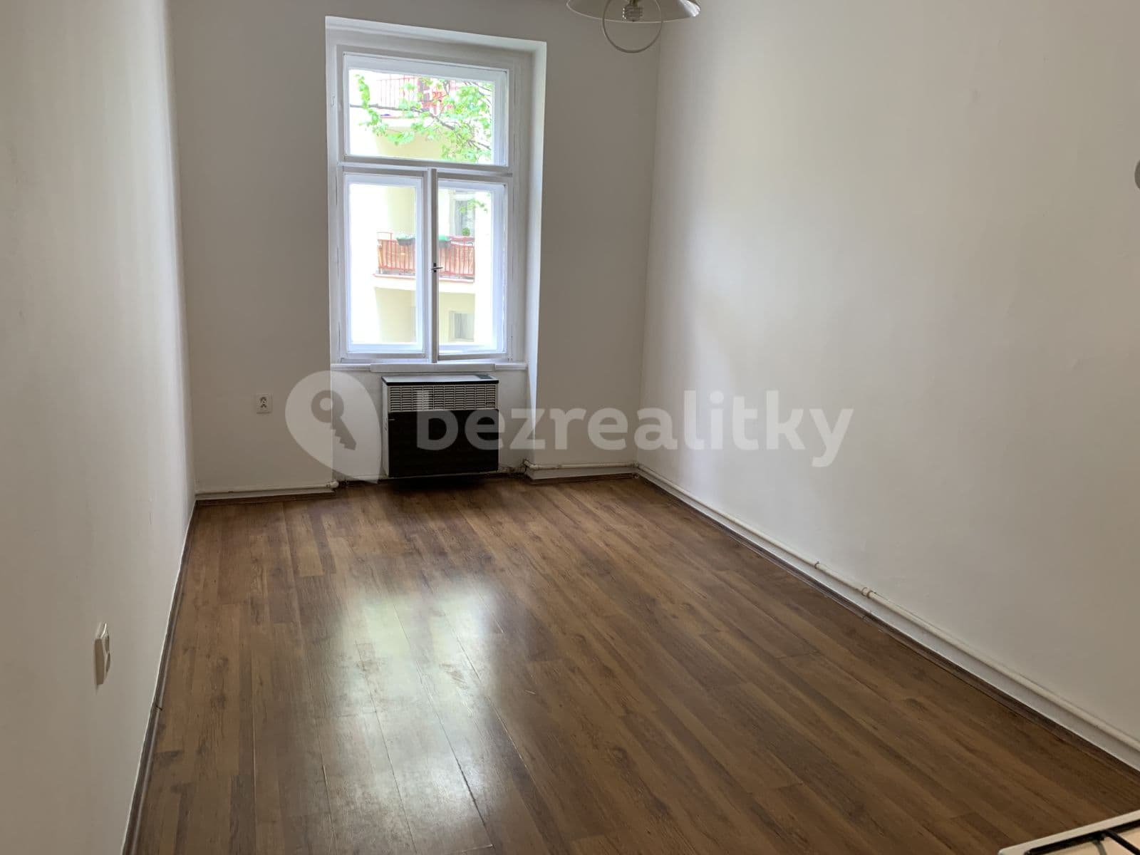 Pronájem bytu 2+kk 44 m², Mojmírova, Praha, Praha Pronájem bytu 2+kk 44 m², Mojmírova, Praha, Praha
