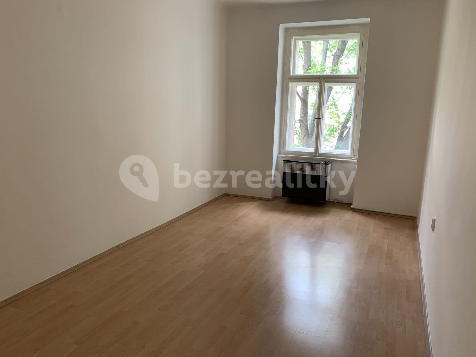 Pronájem bytu 2+kk 44 m², Mojmírova, Praha, Praha Pronájem bytu 2+kk 44 m², Mojmírova, Praha, Praha