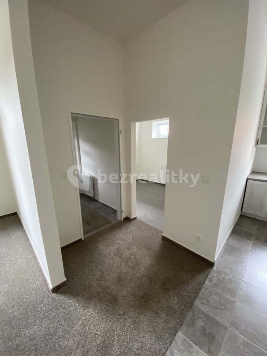 Pronájem bytu 2+kk 45 m², Za horou, Praha, Praha Pronájem bytu 2+kk 45 m², Za horou, Praha, Praha