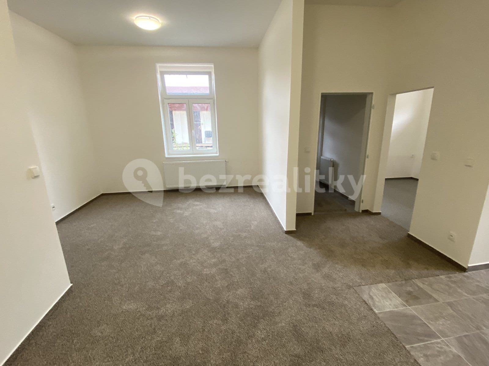 Pronájem bytu 2+kk 45 m², Za horou, Praha, Praha Pronájem bytu 2+kk 45 m², Za horou, Praha, Praha