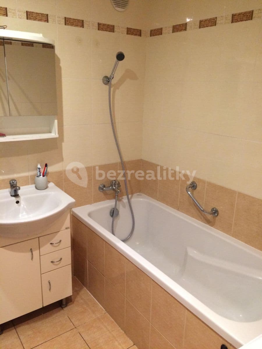 Pronájem bytu 3+1 80 m², Bellušova, Praha, Praha Pronájem bytu 3+1 80 m², Bellušova, Praha, Praha