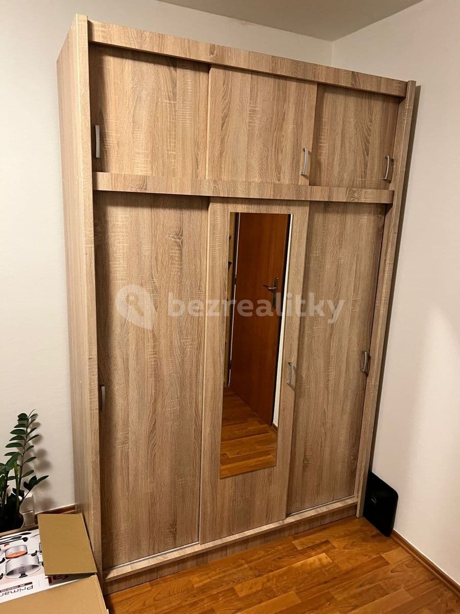 Pronájem bytu 3+1 80 m², Bellušova, Praha, Praha Pronájem bytu 3+1 80 m², Bellušova, Praha, Praha