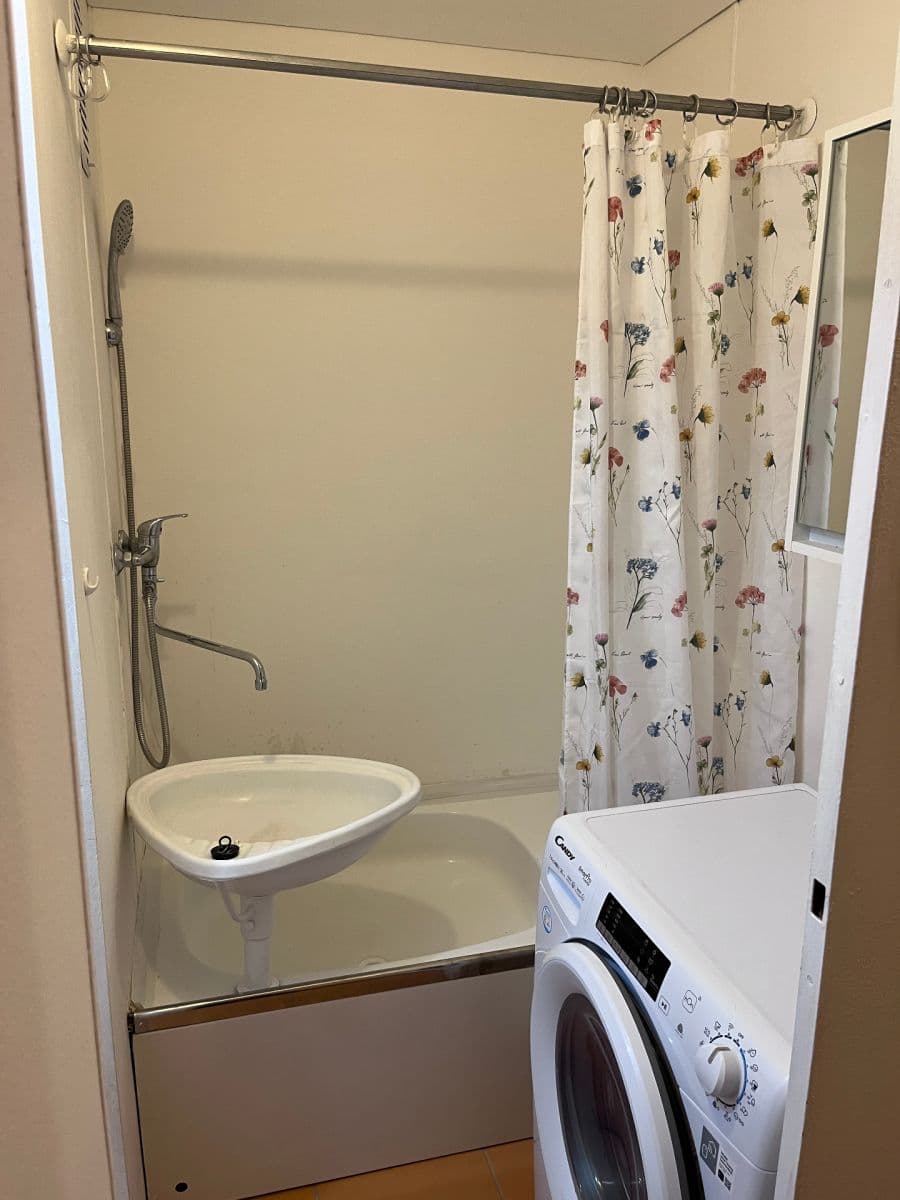 Pronájem bytu 1+1 34 m², Jánošíkova, Praha, Praha Pronájem bytu 1+1 34 m², Jánošíkova, Praha, Praha