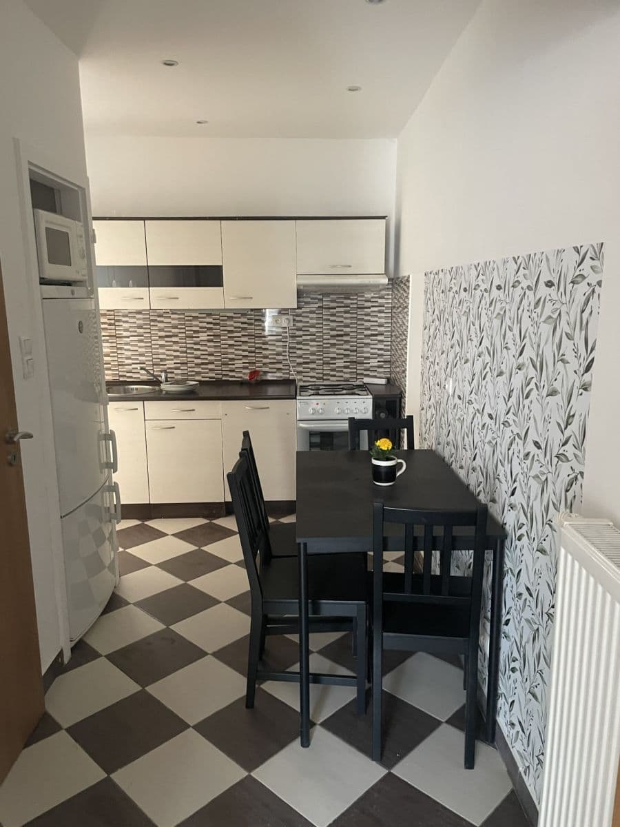 Pronájem bytu 2+1 53 m², Dačického, Praha, Praha Pronájem bytu 2+1 53 m², Dačického, Praha, Praha