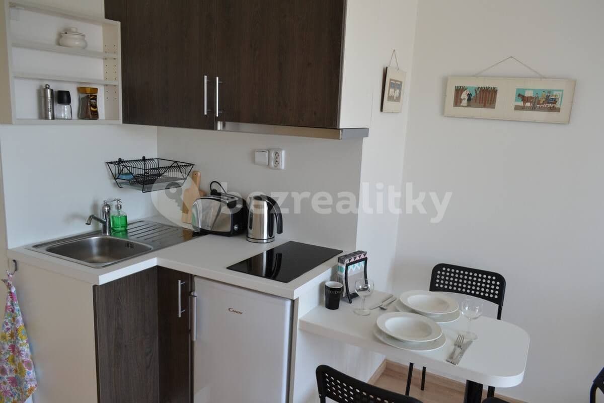 Pronájem bytu Garsoniéra 30 m², náměstí Jiřího z Lobkovic, Praha, Praha Pronájem bytu Garsoniéra 30 m², náměstí Jiřího z Lobkovic, Praha, Praha