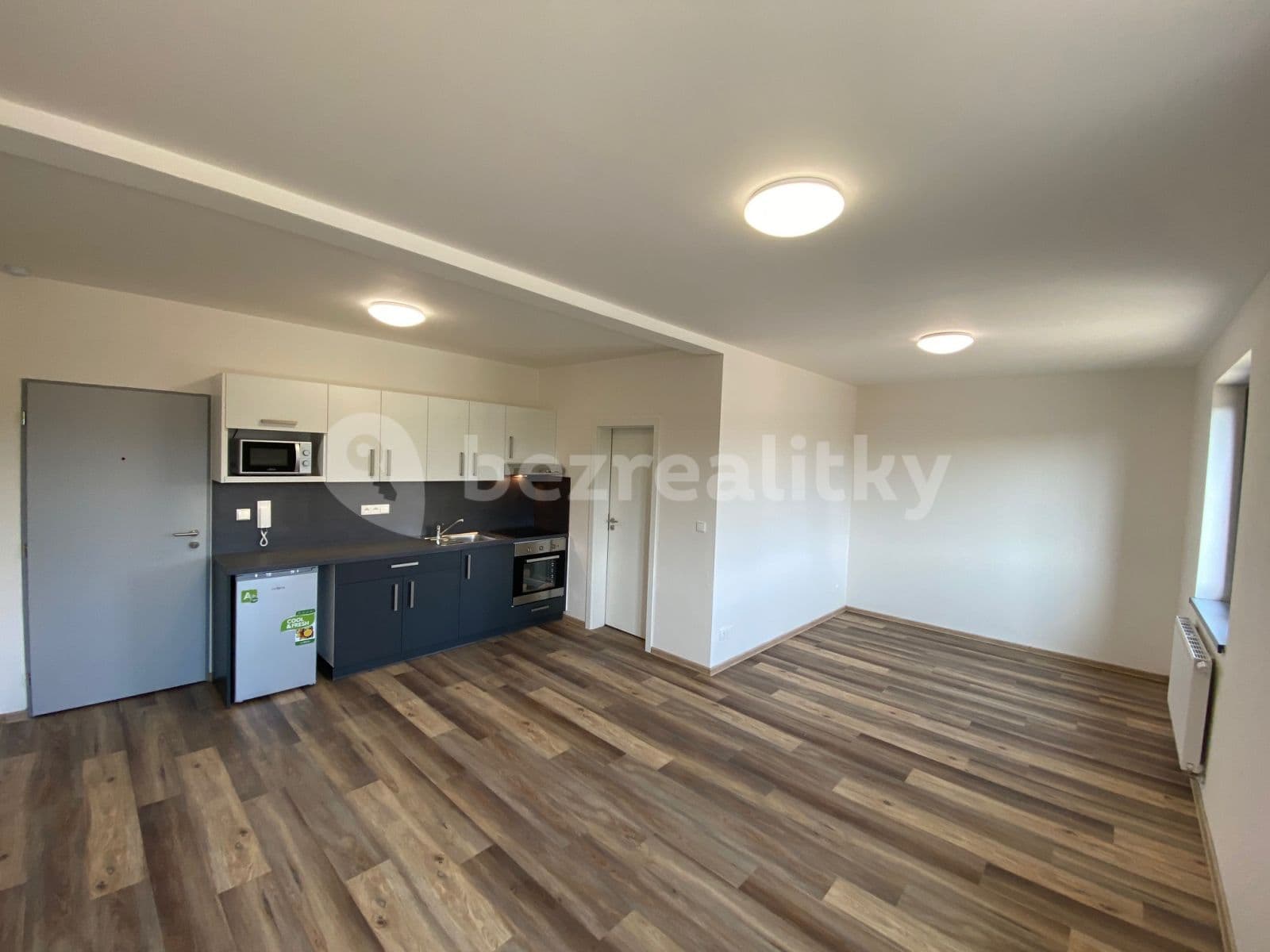 Pronájem bytu 1+kk 35 m², Nešverova, Brno, Jihomoravský kraj Pronájem bytu 1+kk 35 m², Nešverova, Brno, Jihomoravský kraj