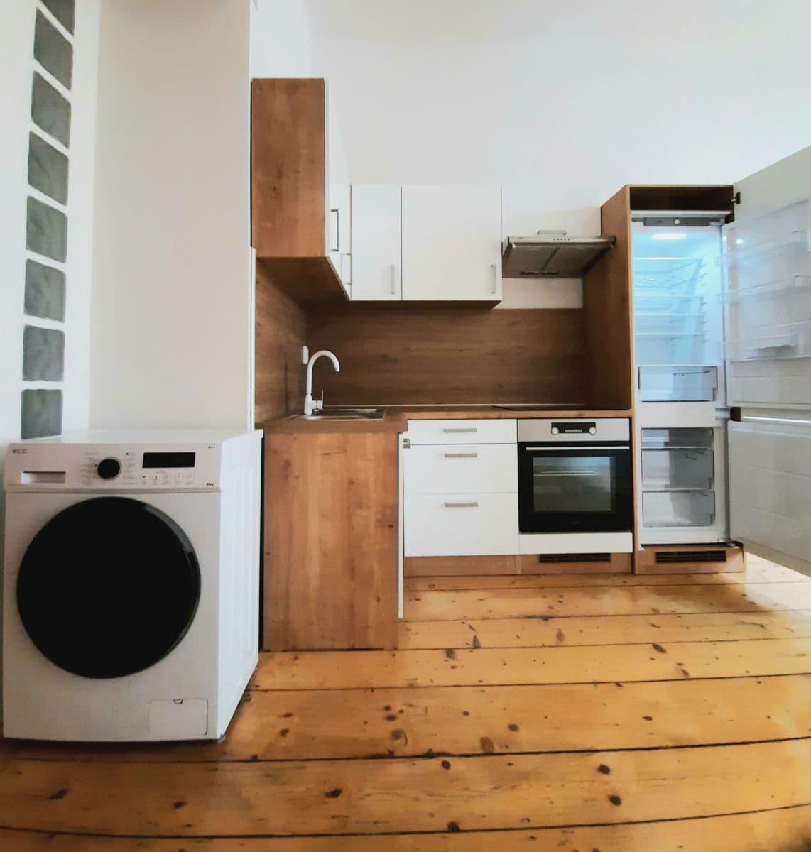 Pronájem bytu 1+kk 27 m², Vlkova, Praha, Praha Pronájem bytu 1+kk 27 m², Vlkova, Praha, Praha