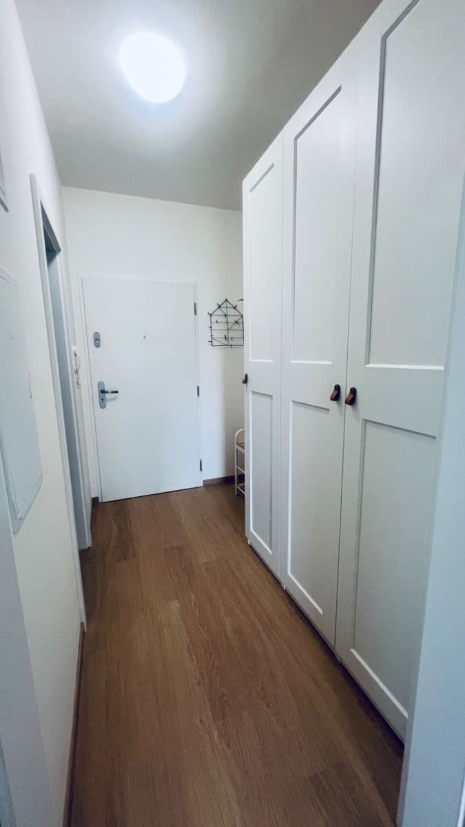 Pronájem bytu 2+kk 41 m², Na Komořsku, Praha, Praha Pronájem bytu 2+kk 41 m², Na Komořsku, Praha, Praha