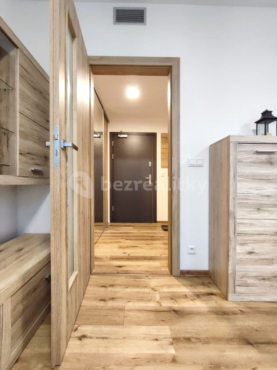 Pronájem bytu 1+kk 36 m², Koperníkova, Brno, Jihomoravský kraj Pronájem bytu 1+kk 36 m², Koperníkova, Brno, Jihomoravský kraj