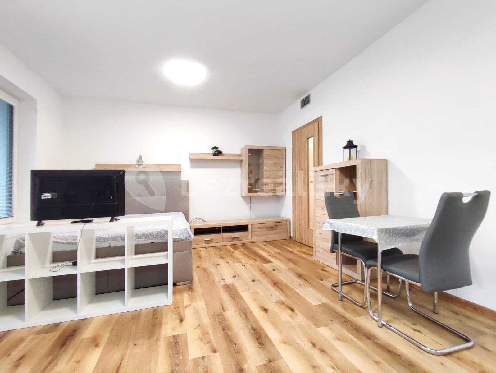 Pronájem bytu 1+kk 36 m², Koperníkova, Brno, Jihomoravský kraj Pronájem bytu 1+kk 36 m², Koperníkova, Brno, Jihomoravský kraj