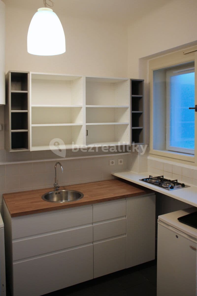 Pronájem bytu 1+kk 36 m², Radhošťská, Praha, Praha Pronájem bytu 1+kk 36 m², Radhošťská, Praha, Praha
