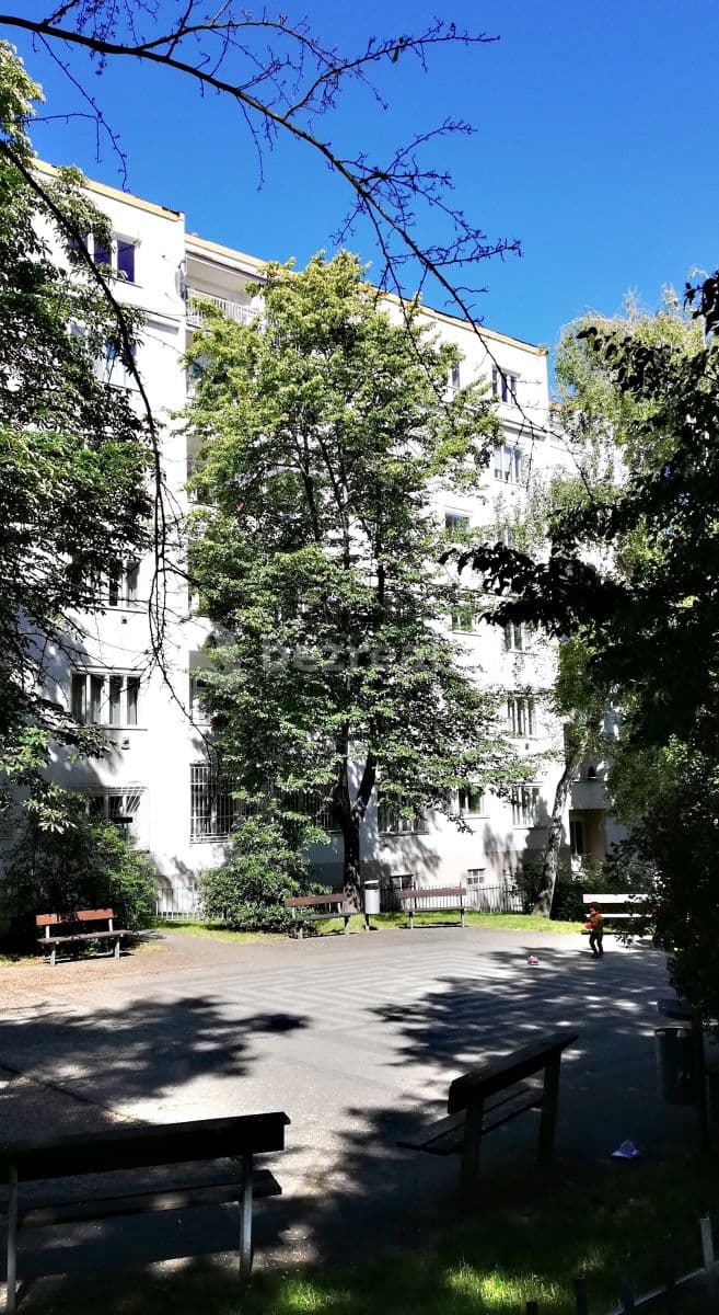 Pronájem bytu 1+kk 36 m², Radhošťská, Praha, Praha Pronájem bytu 1+kk 36 m², Radhošťská, Praha, Praha