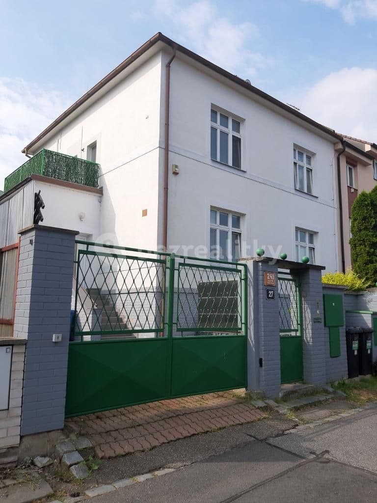 Pronájem bytu 2+kk 37 m², Pod Karlovarskou Silnicí, Praha, Praha Pronájem bytu 2+kk 37 m², Pod Karlovarskou Silnicí, Praha, Praha