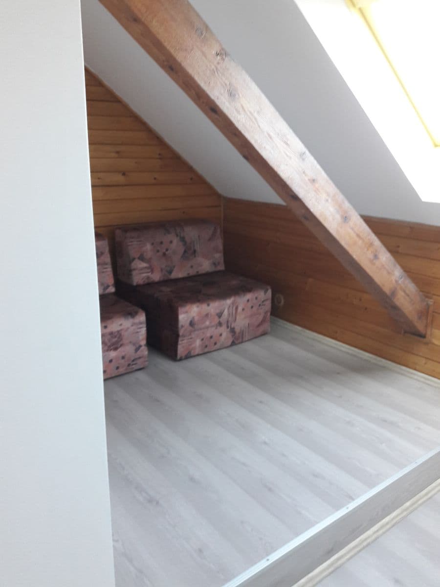 Pronájem bytu 2+kk 37 m², Pod Karlovarskou Silnicí, Praha, Praha Pronájem bytu 2+kk 37 m², Pod Karlovarskou Silnicí, Praha, Praha
