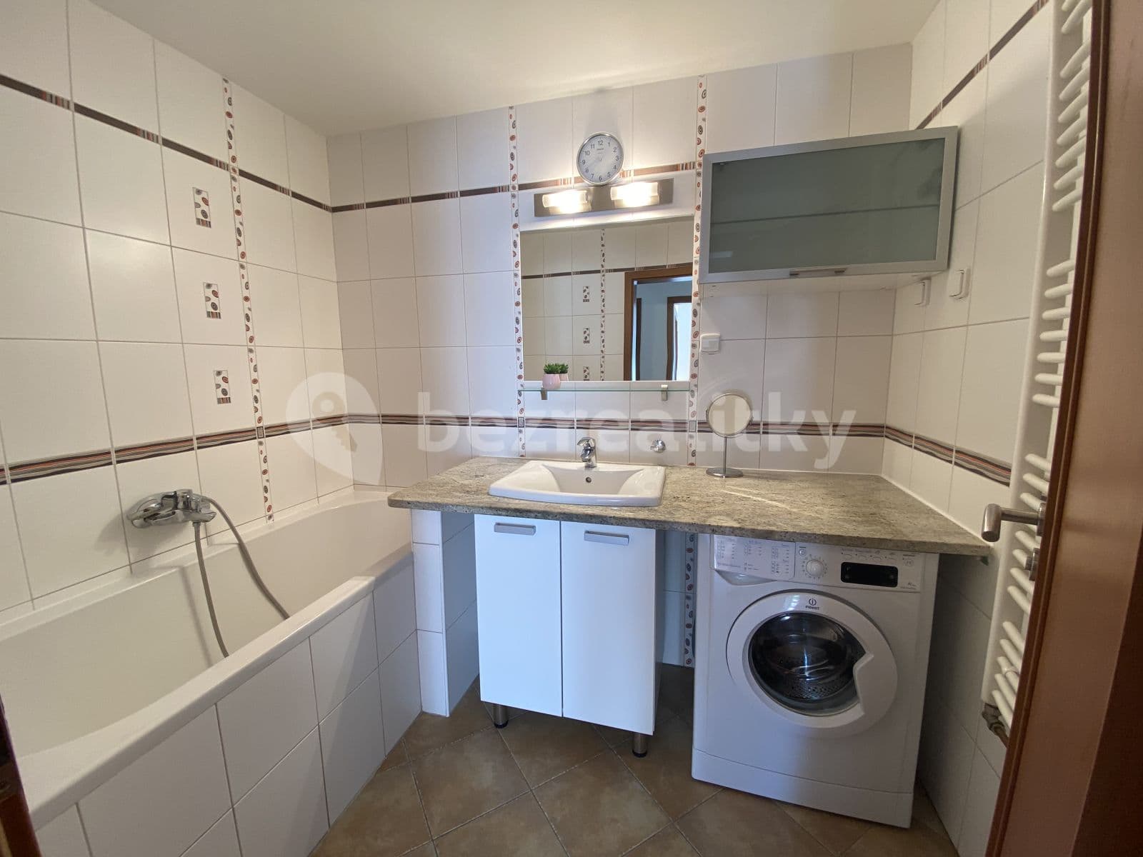 Pronájem bytu 2+kk 69 m², Přeštická, Praha, Praha Pronájem bytu 2+kk 69 m², Přeštická, Praha, Praha