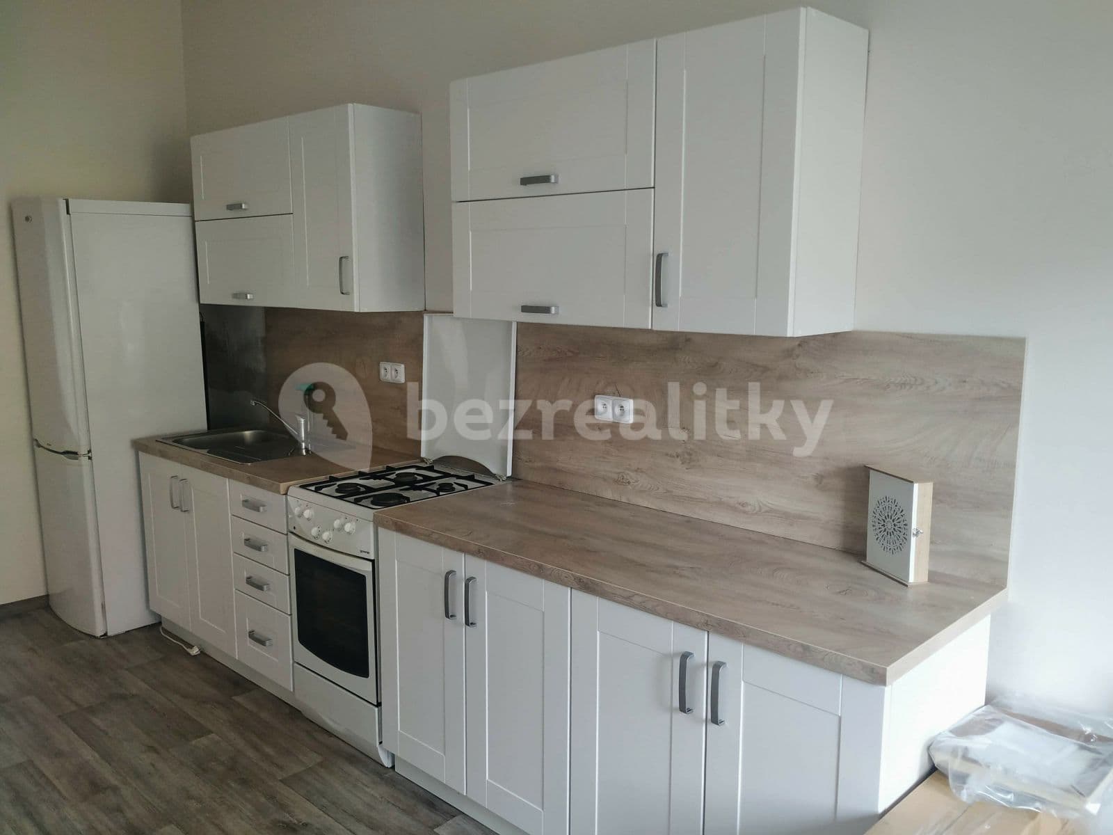 Pronájem bytu 2+kk 45 m², Štefánikovo Náměstí, Jihlava, Kraj Vysočina Pronájem bytu 2+kk 45 m², Štefánikovo Náměstí, Jihlava, Kraj Vysočina