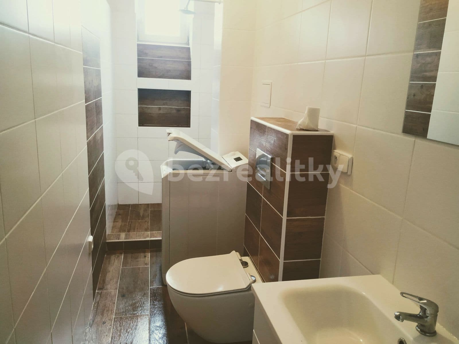 Pronájem bytu 2+kk 45 m², Štefánikovo Náměstí, Jihlava, Kraj Vysočina Pronájem bytu 2+kk 45 m², Štefánikovo Náměstí, Jihlava, Kraj Vysočina