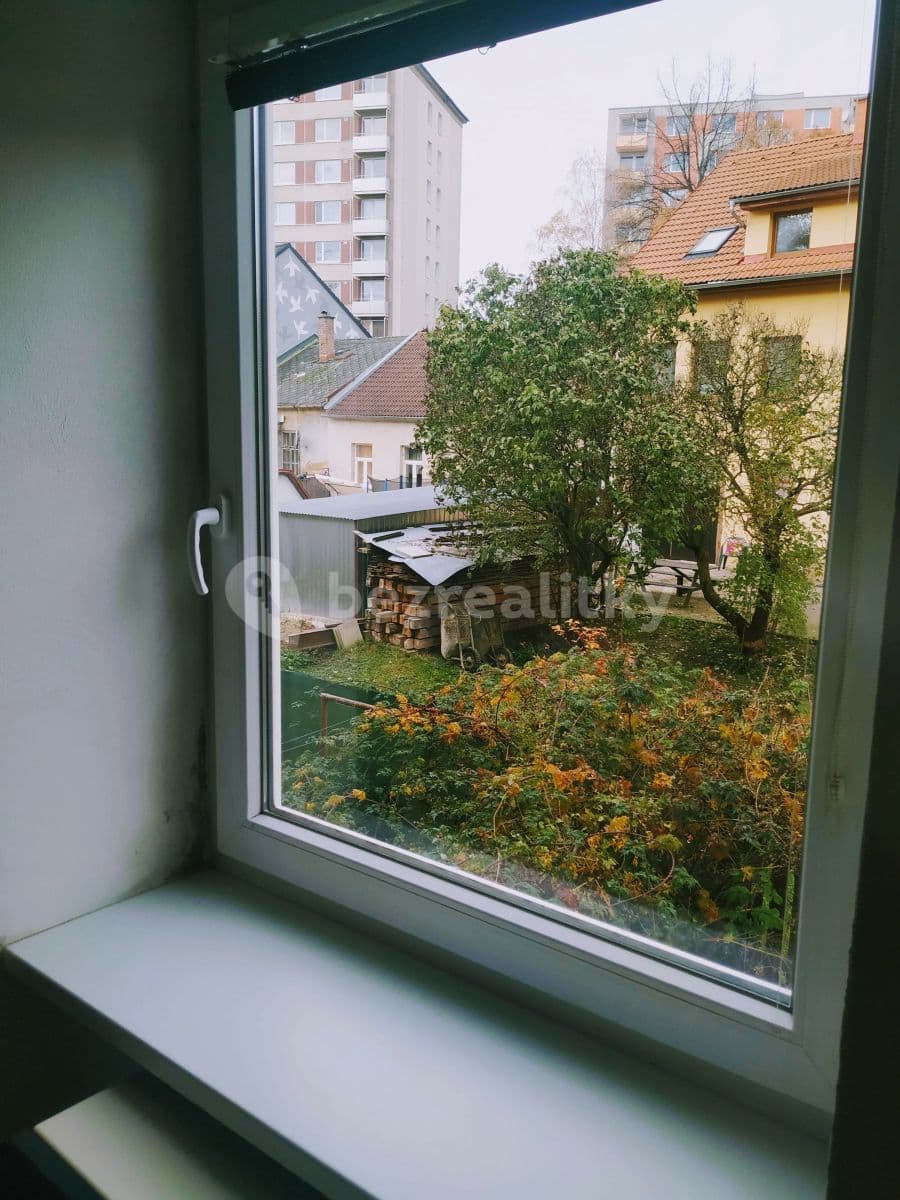 Pronájem bytu 2+kk 45 m², Štefánikovo Náměstí, Jihlava, Kraj Vysočina Pronájem bytu 2+kk 45 m², Štefánikovo Náměstí, Jihlava, Kraj Vysočina