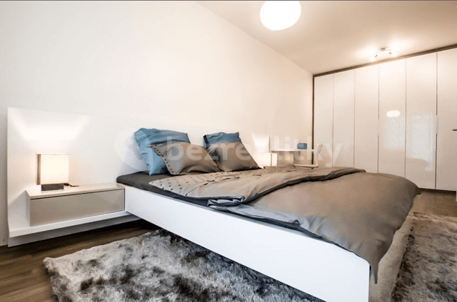 Pronájem bytu 2+kk 64 m², Škrábkových, Praha, Praha Pronájem bytu 2+kk 64 m², Škrábkových, Praha, Praha