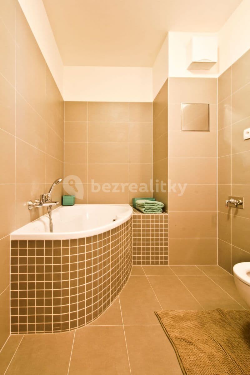 Pronájem bytu 2+kk 64 m², Škrábkových, Praha, Praha Pronájem bytu 2+kk 64 m², Škrábkových, Praha, Praha