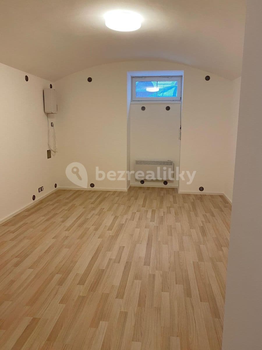 Pronájem bytu 2+kk 40 m², Podplukovníka Sochora, Praha, Praha Pronájem bytu 2+kk 40 m², Podplukovníka Sochora, Praha, Praha