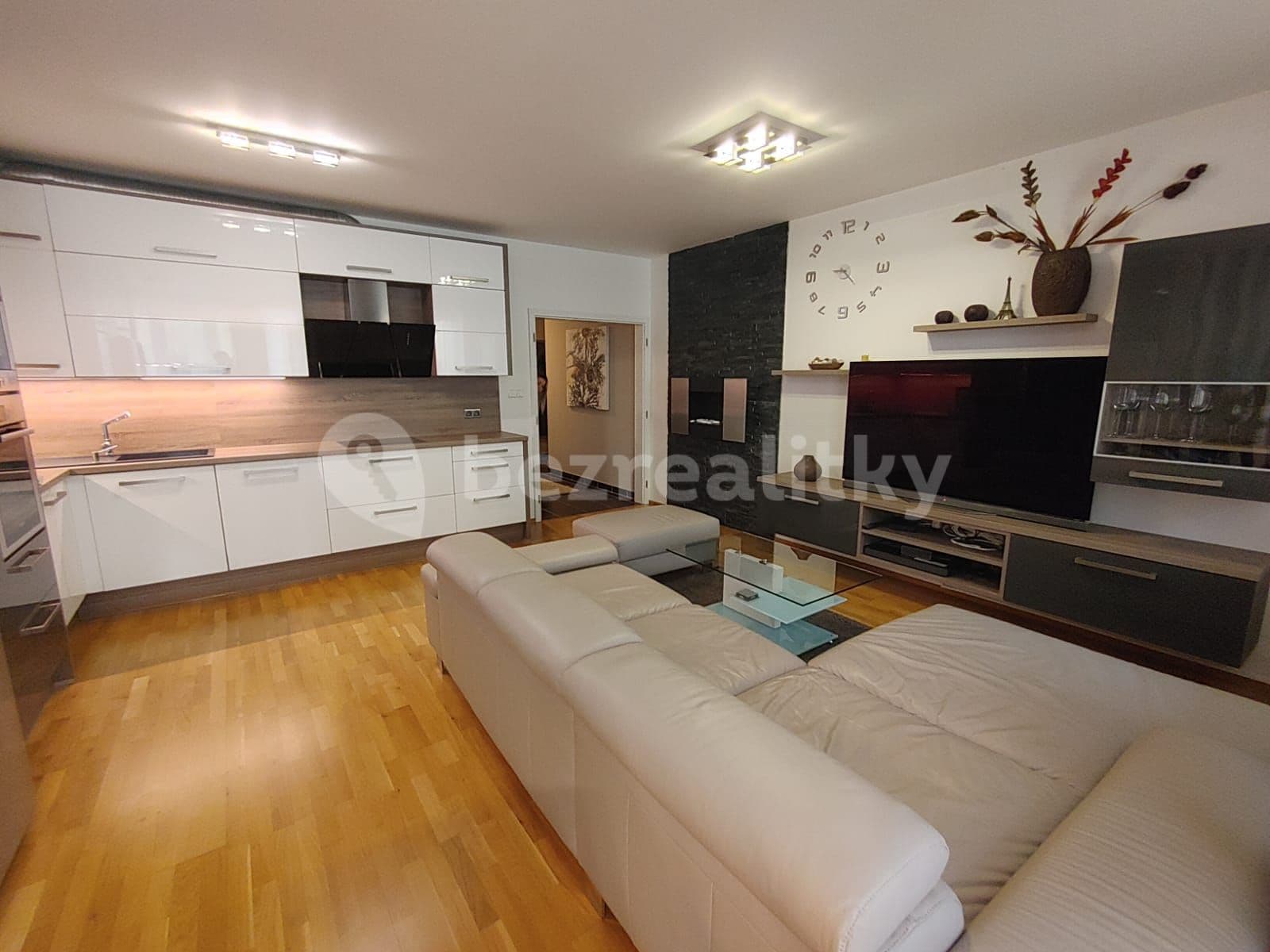 Pronájem bytu 3+kk 82 m², U Svobodárny, Praha, Praha Pronájem bytu 3+kk 82 m², U Svobodárny, Praha, Praha