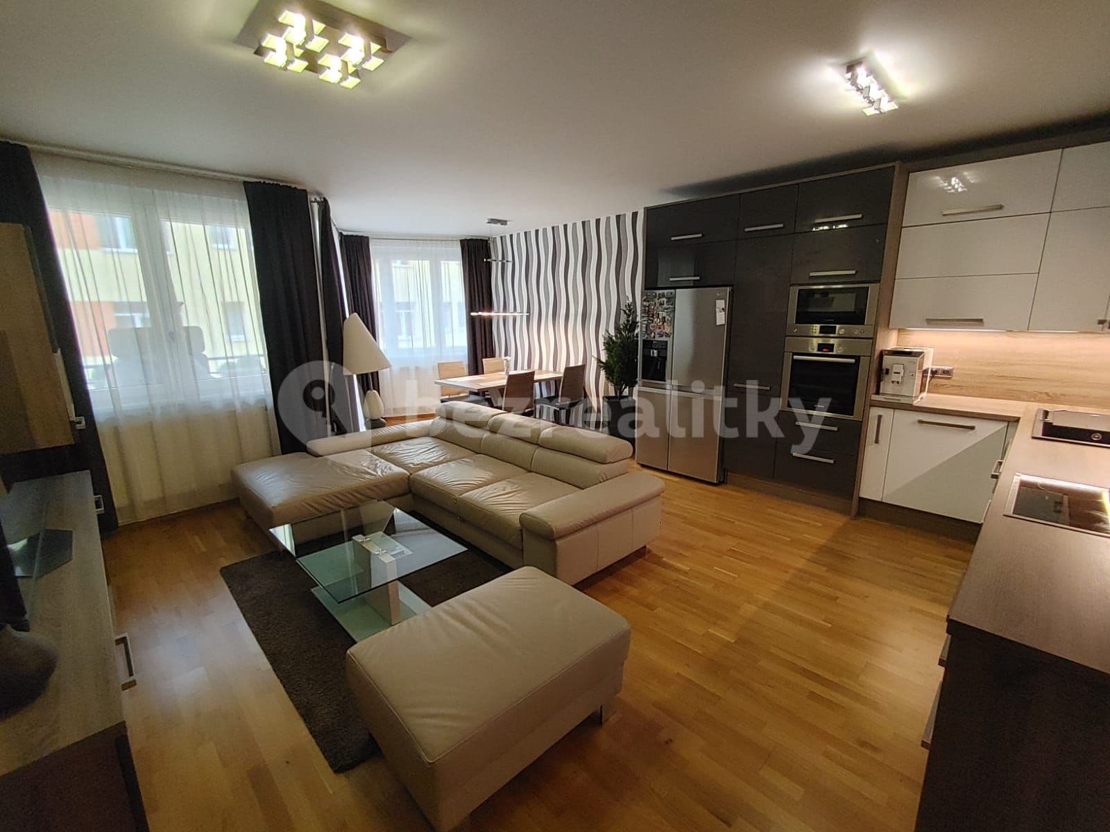 Pronájem bytu 3+kk 82 m², U Svobodárny, Praha, Praha Pronájem bytu 3+kk 82 m², U Svobodárny, Praha, Praha