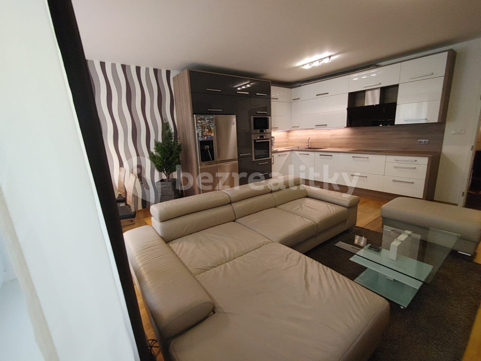 Pronájem bytu 3+kk 82 m², U Svobodárny, Praha, Praha Pronájem bytu 3+kk 82 m², U Svobodárny, Praha, Praha