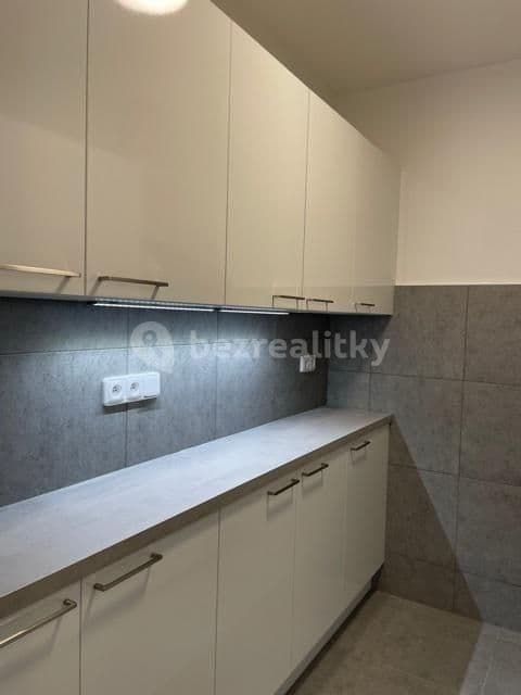 Pronájem bytu 2+kk 45 m², Famfulíkova, Praha, Praha Pronájem bytu 2+kk 45 m², Famfulíkova, Praha, Praha