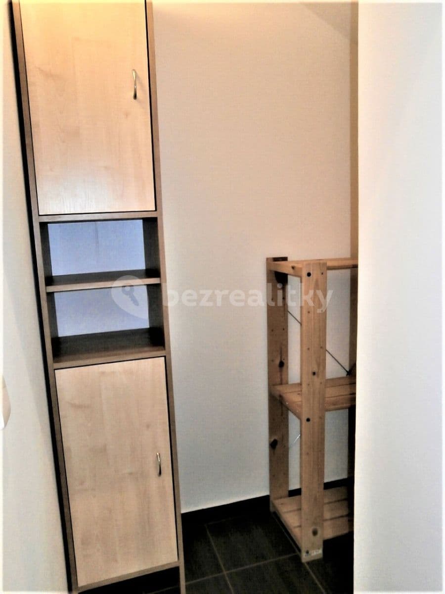 Pronájem bytu 1+kk 33 m², Nad Zámečkem, Praha, Praha Pronájem bytu 1+kk 33 m², Nad Zámečkem, Praha, Praha