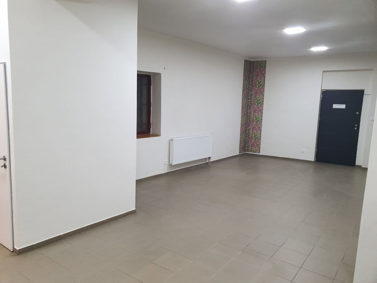 Pronájem nebytového prostoru 96 m², Průmyslová, Strančice, Středočeský kraj Pronájem nebytového prostoru 96 m², Průmyslová, Strančice, Středočeský kraj