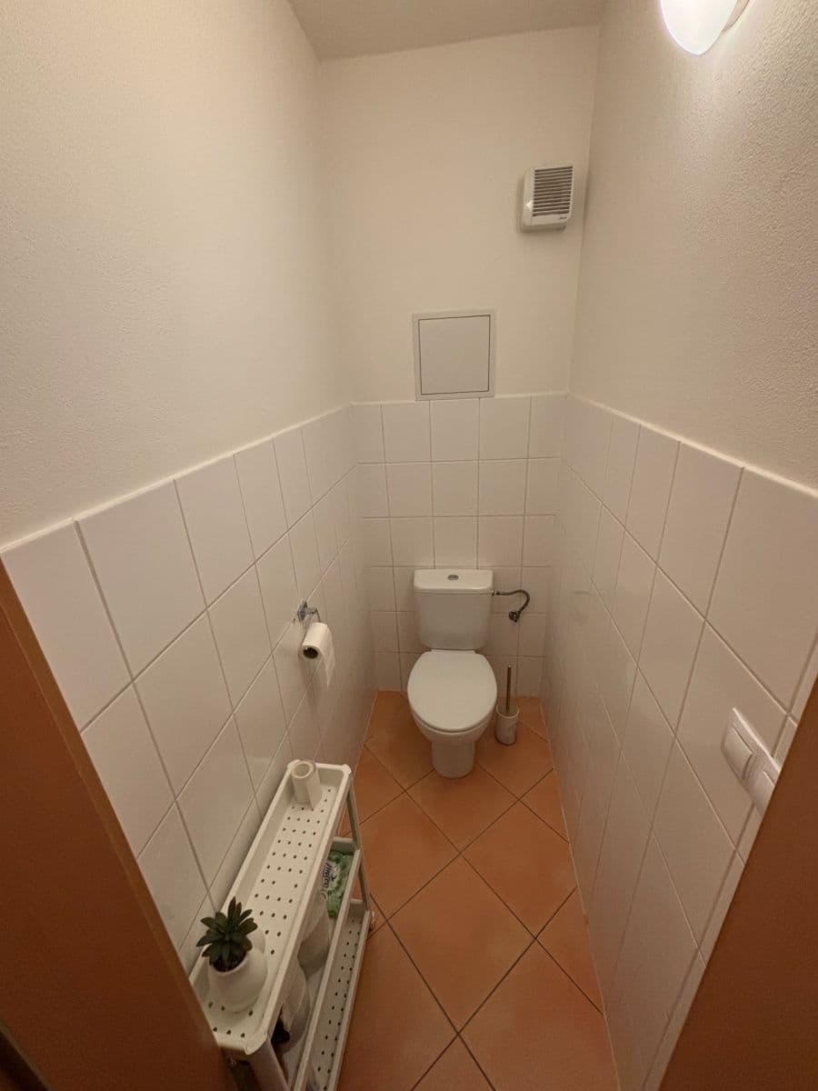 Pronájem bytu 2+kk 55 m², Kovanecká, Praha, Praha Pronájem bytu 2+kk 55 m², Kovanecká, Praha, Praha