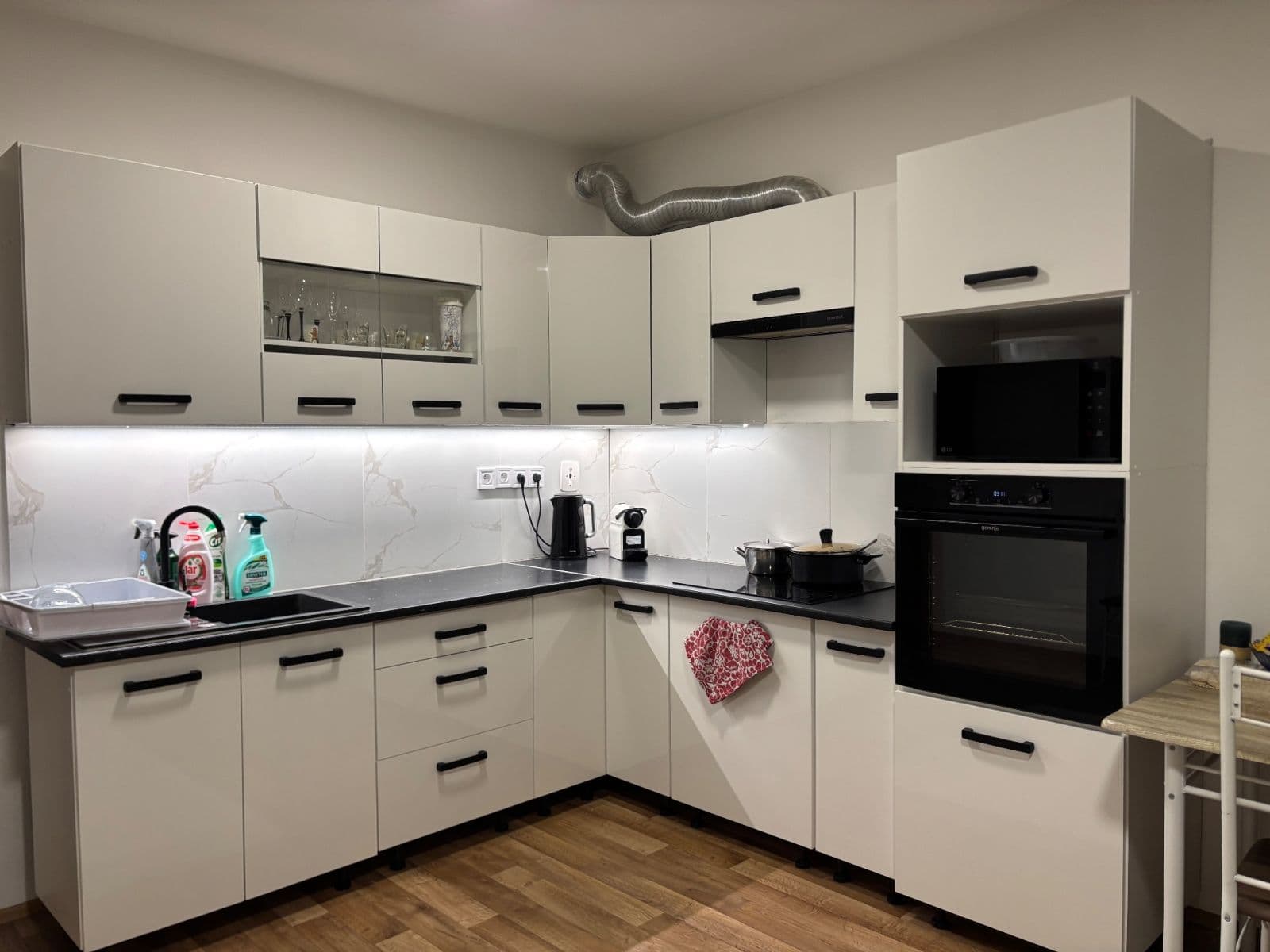 Pronájem bytu 2+kk 55 m², Kovanecká, Praha, Praha Pronájem bytu 2+kk 55 m², Kovanecká, Praha, Praha