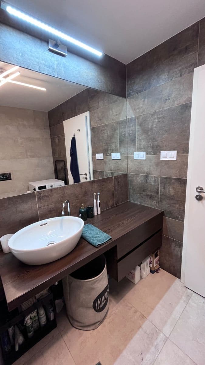 Pronájem bytu 2+kk 61 m², Zvěřinova, Praha, Praha Pronájem bytu 2+kk 61 m², Zvěřinova, Praha, Praha