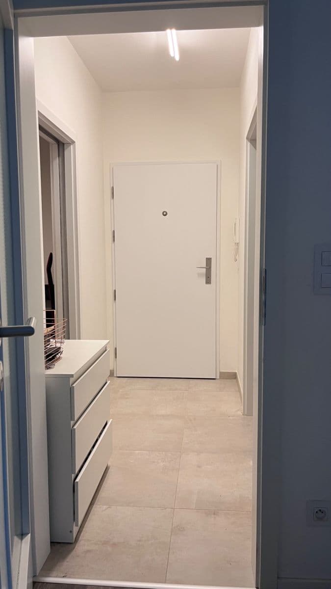 Pronájem bytu 2+kk 61 m², Zvěřinova, Praha, Praha Pronájem bytu 2+kk 61 m², Zvěřinova, Praha, Praha