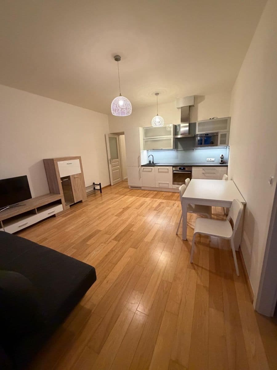 Pronájem bytu 2+kk 56 m², Elišky Peškové, Praha, Praha Pronájem bytu 2+kk 56 m², Elišky Peškové, Praha, Praha