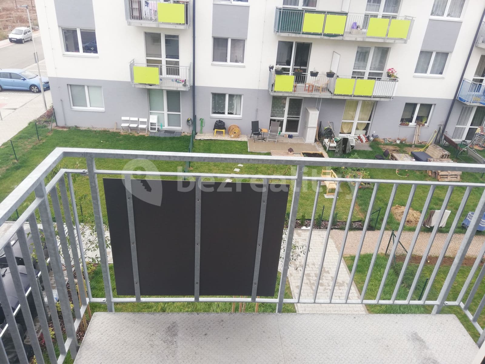 Pronájem bytu 1+kk 30 m², Chýně, Středočeský kraj Pronájem bytu 1+kk 30 m², Chýně, Středočeský kraj