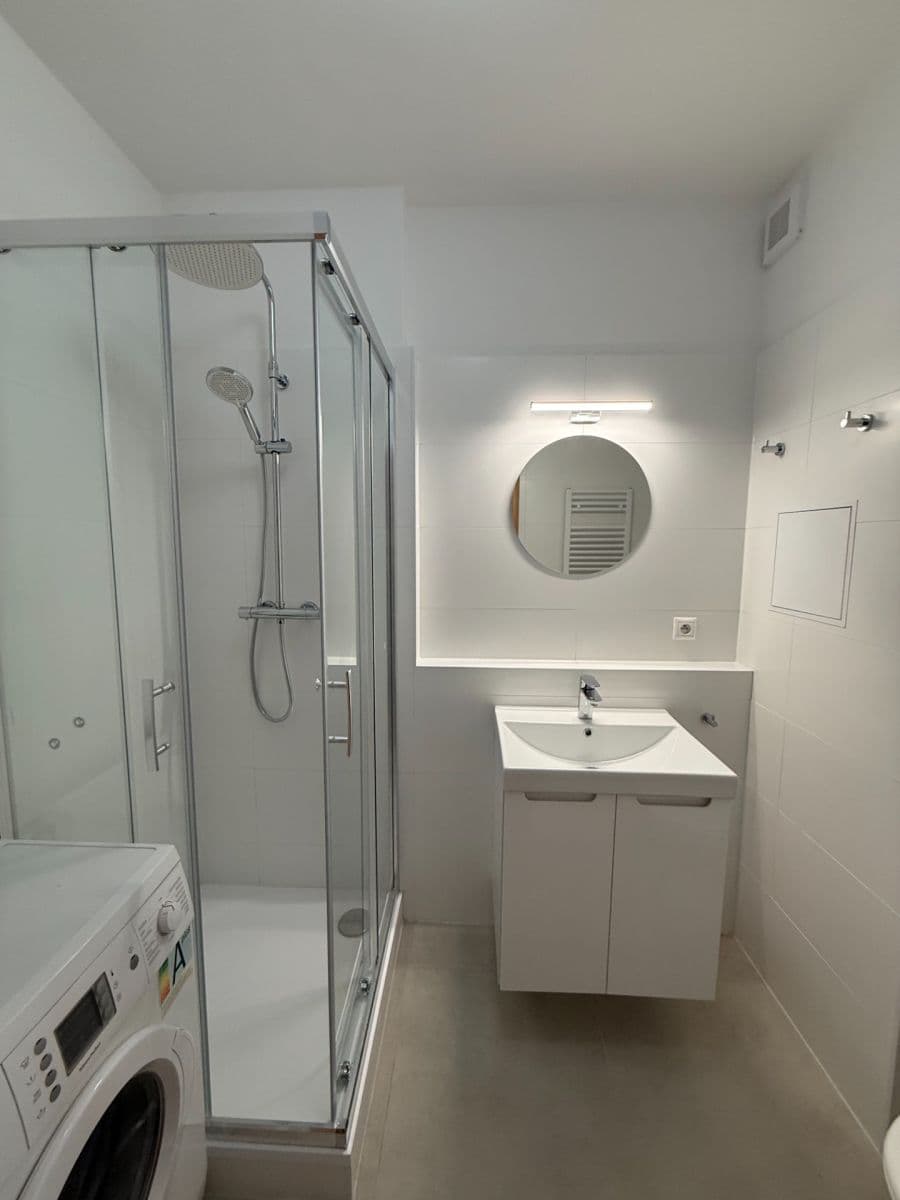 Pronájem bytu 2+kk 45 m², Neumannova, Praha, Praha Pronájem bytu 2+kk 45 m², Neumannova, Praha, Praha