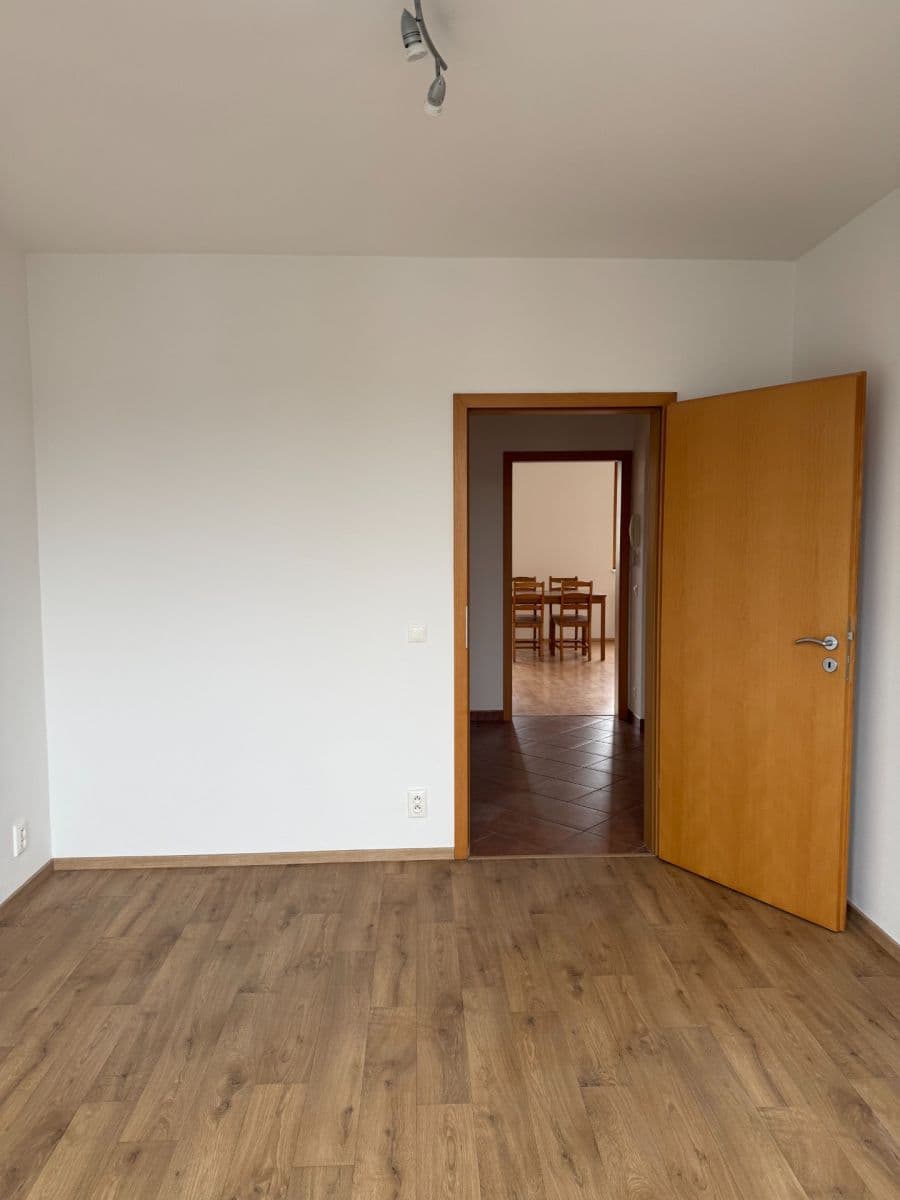 Pronájem bytu 2+kk 45 m², Neumannova, Praha, Praha Pronájem bytu 2+kk 45 m², Neumannova, Praha, Praha