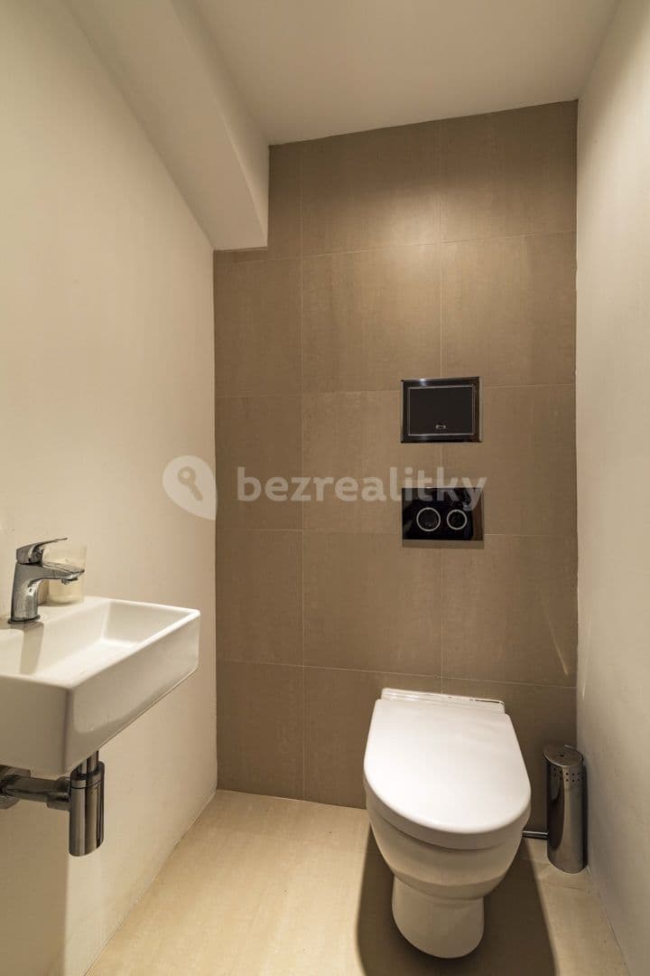 Pronájem bytu 1+kk 43 m², U Studánky, Praha, Praha Pronájem bytu 1+kk 43 m², U Studánky, Praha, Praha