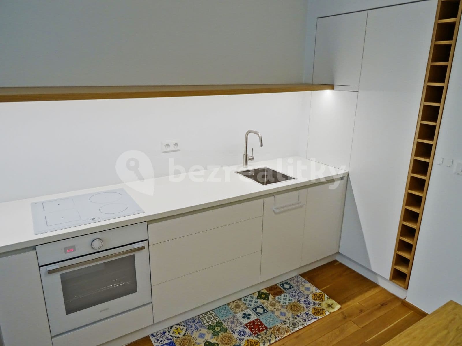 Pronájem bytu 1+kk 43 m², U Studánky, Praha, Praha Pronájem bytu 1+kk 43 m², U Studánky, Praha, Praha