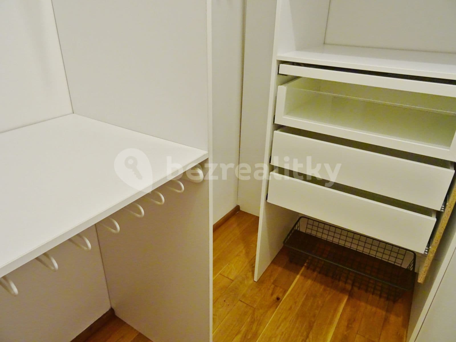 Pronájem bytu 1+kk 43 m², U Studánky, Praha, Praha Pronájem bytu 1+kk 43 m², U Studánky, Praha, Praha