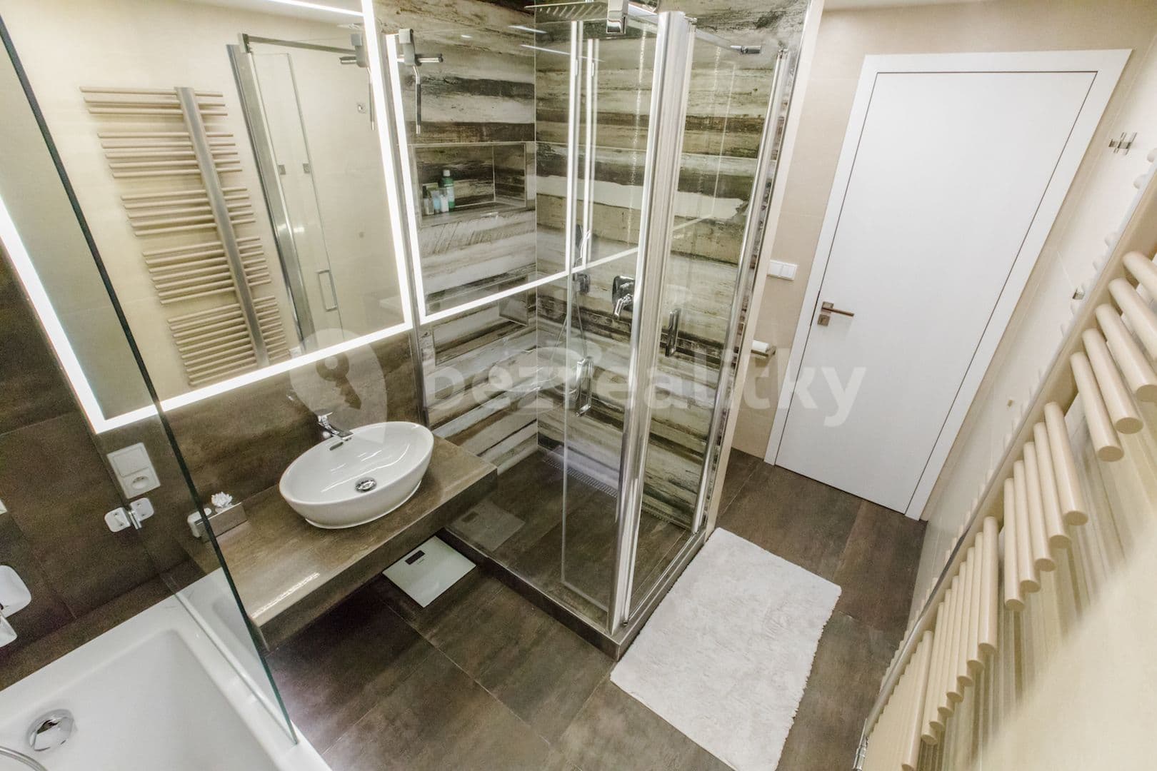 Pronájem bytu 3+kk 120 m², Koněvova, Praha, Praha Pronájem bytu 3+kk 120 m², Koněvova, Praha, Praha