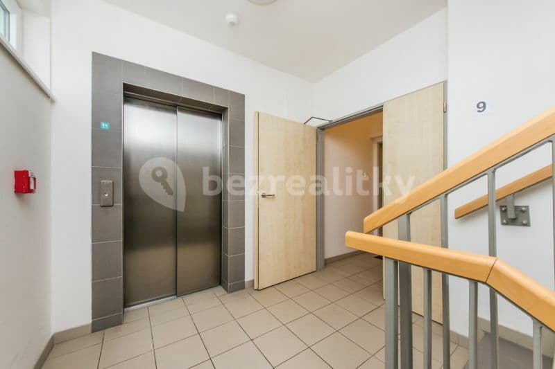 Pronájem bytu 1+kk 38 m², Hornoměcholupská, Praha, Praha Pronájem bytu 1+kk 38 m², Hornoměcholupská, Praha, Praha