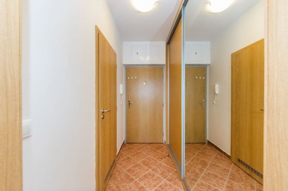 Pronájem bytu 1+kk 38 m², Hornoměcholupská, Praha, Praha Pronájem bytu 1+kk 38 m², Hornoměcholupská, Praha, Praha